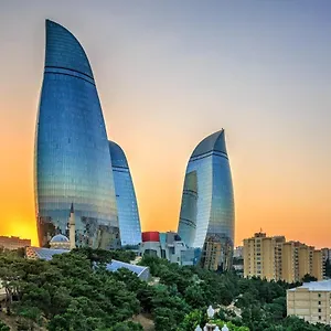 فندق مارك, باكو